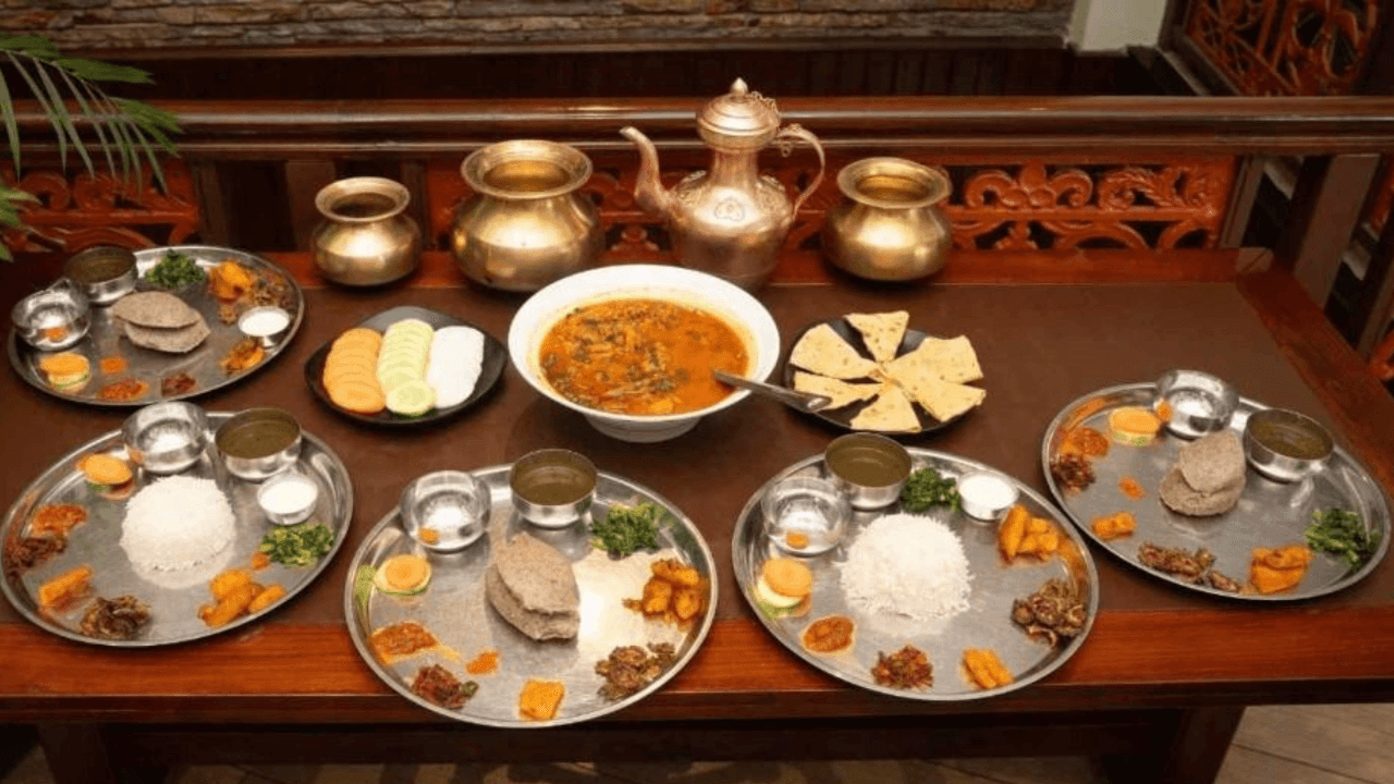 6 Foods to Try in Nepal